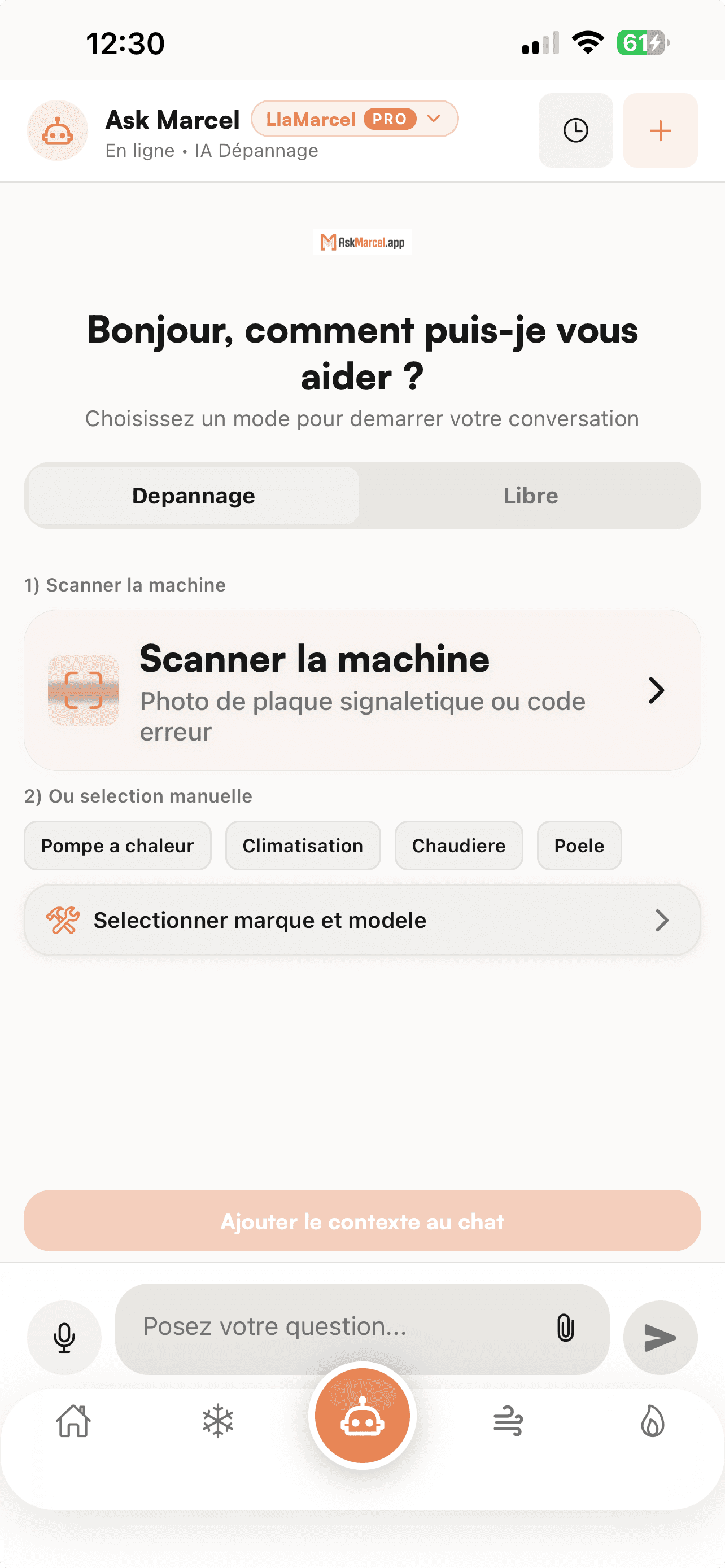 AskMarcel sur mobile : choix entre dépannage et mode libre, scan de la plaque signalétique.